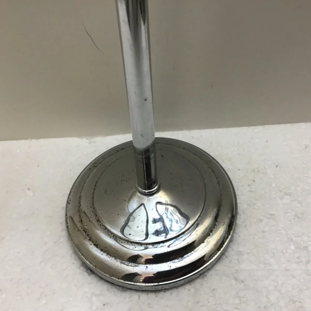 Vtg Silver Colored Towel Stand 12 Inches Tall Home Bath Accents Women Men Decor